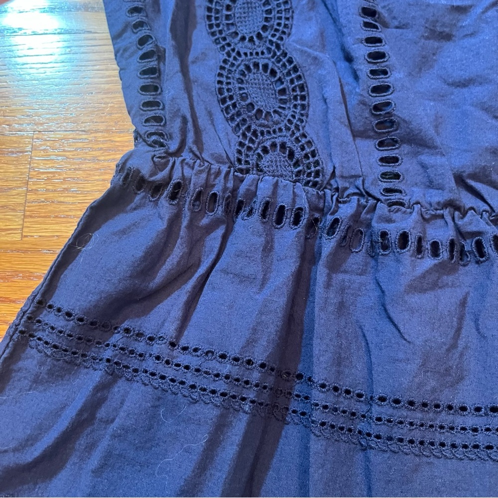 Eyelet top - Picture 5 of 5